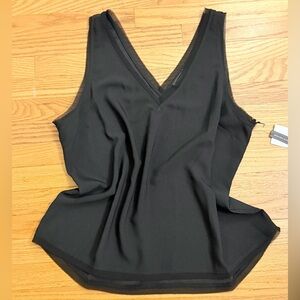 Halogen Elegant Black Sleeveless Blouse